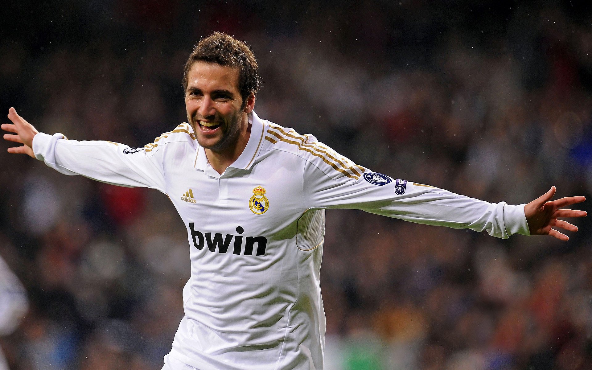 莫兰特，撕裂纽约的关键先生，与快船西行的暗合