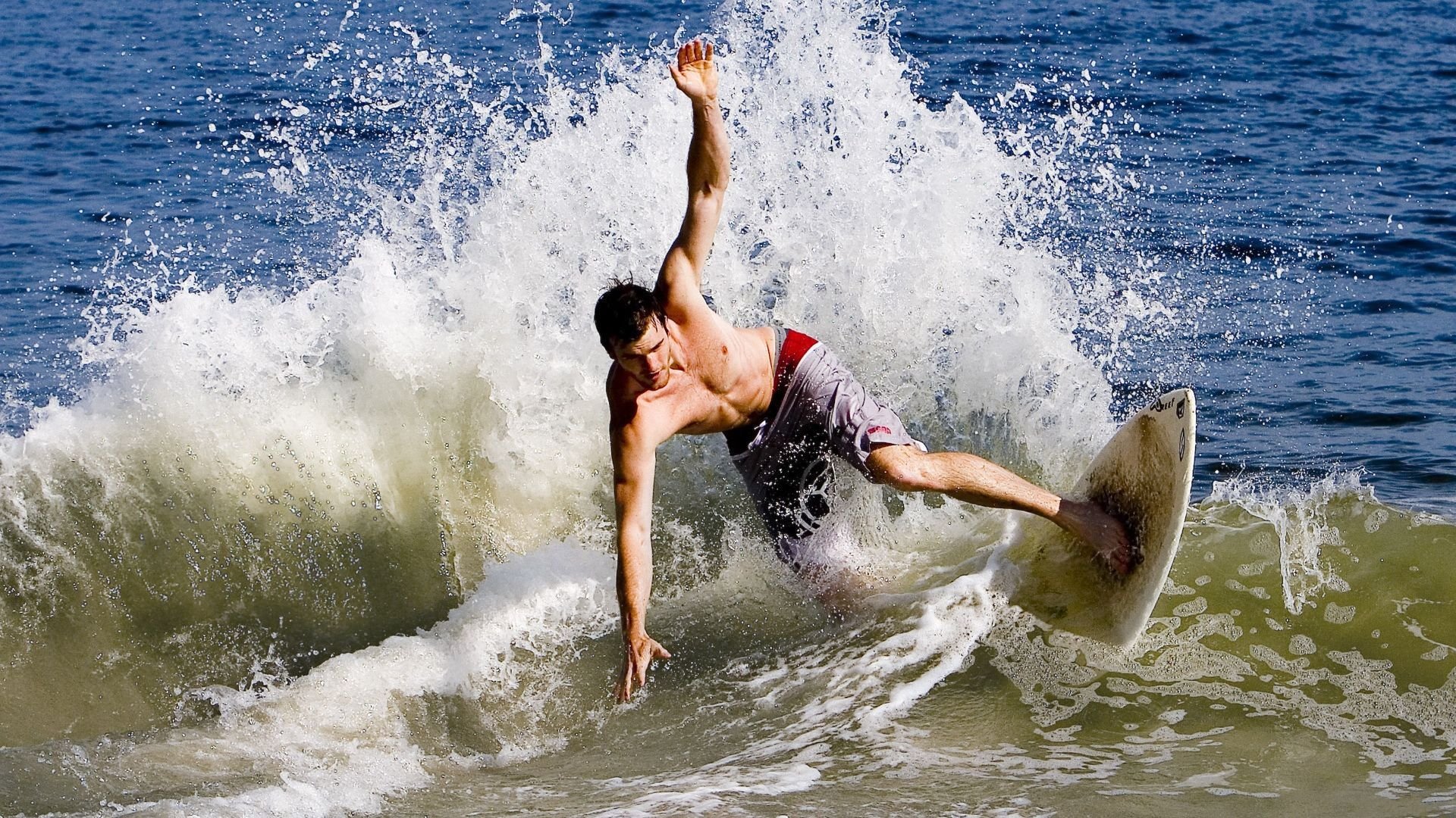 阿根廷冲垮澳大利亚,布鲁诺让比赛提前失去悬念