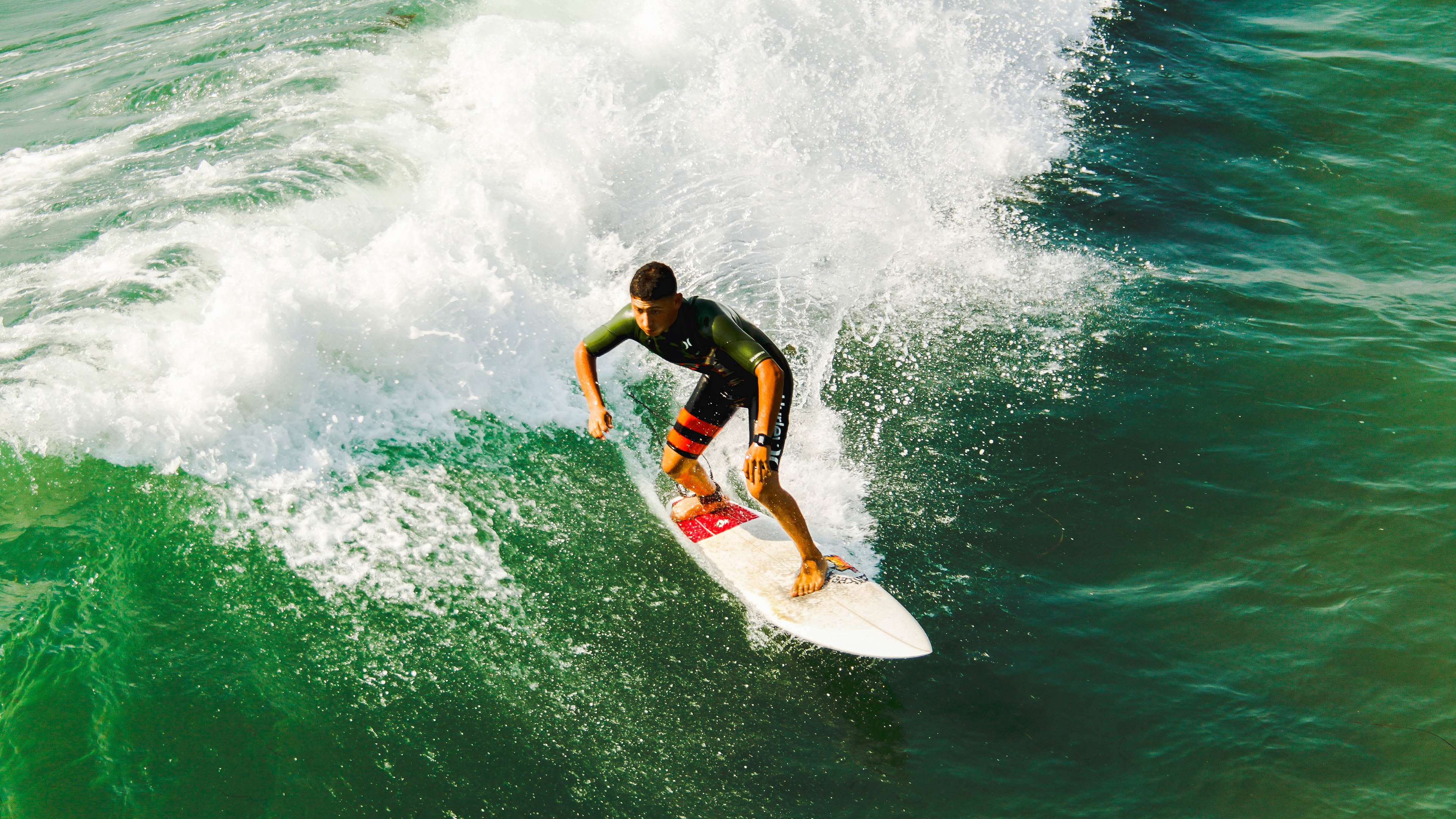 福克斯爆发，广东队最后时刻击败热火，当东方智慧遇上美式狂飙